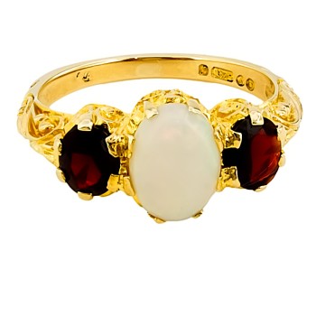 9ct Gold Opal / Garnet 3 Stone Ring Size L